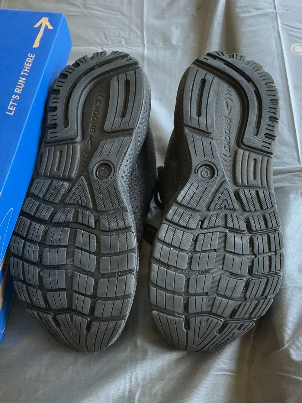 Brooks woman’s  Ghost 16 GTX Sneakers - Black